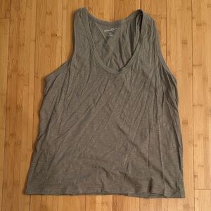 Universal Thread V Neck Tank Top